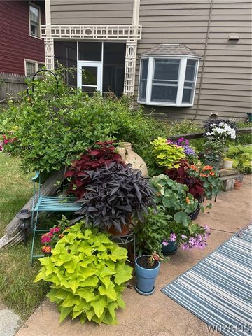 96 Chatham Avenue, Buffalo, NY 14216