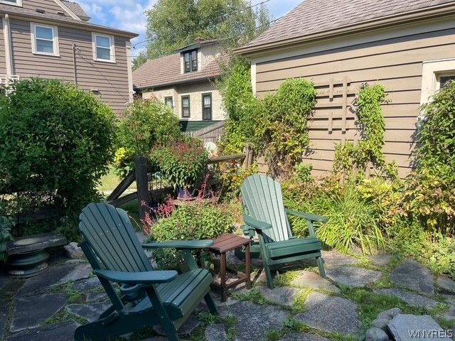 96 Chatham Avenue, Buffalo, NY 14216
