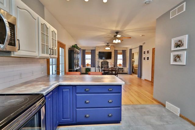 W7445 County Road G, Pardeeville, WI 53954