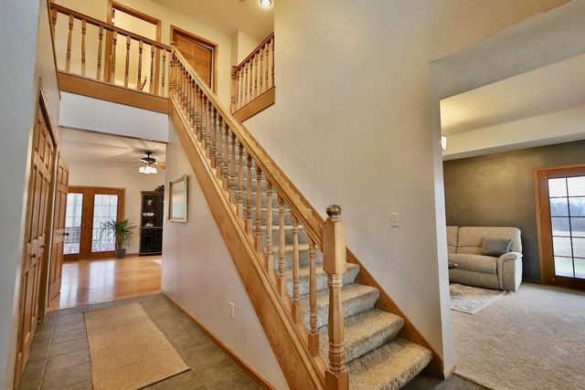 W7445 County Road G, Pardeeville, WI 53954