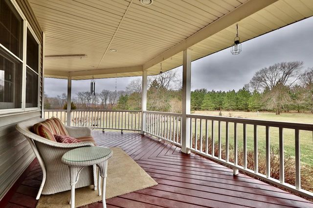 W7445 County Road G, Pardeeville, WI 53954