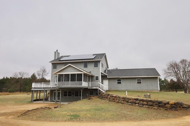 W7445 County Road G, Pardeeville, WI 53954