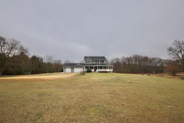 W7445 County Road G, Pardeeville, WI 53954