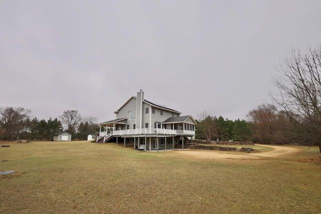 W7445 County Road G, Pardeeville, WI 53954