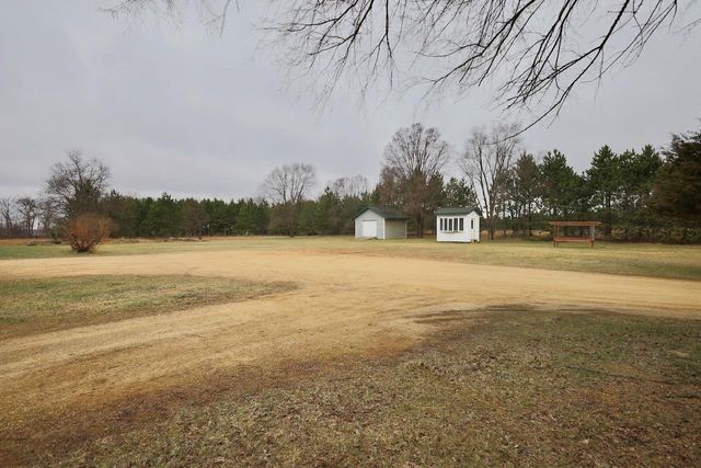 W7445 County Road G, Pardeeville, WI 53954