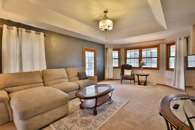 W7445 County Road G, Pardeeville, WI 53954