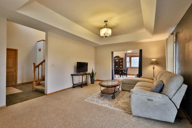 W7445 County Road G, Pardeeville, WI 53954