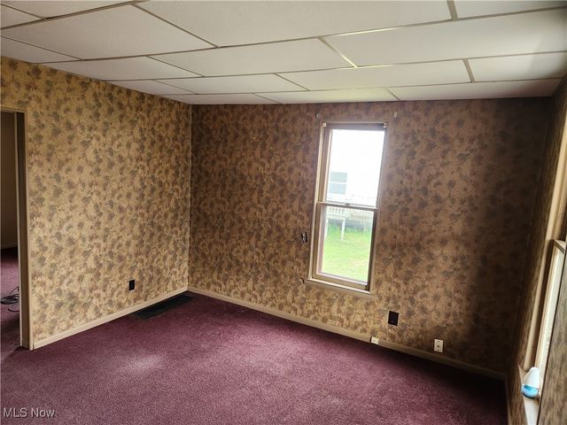 158 16th Street NW, Barberton, OH 44203