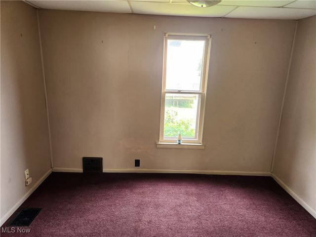 158 16th Street NW, Barberton, OH 44203