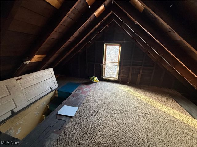 158 16th Street NW, Barberton, OH 44203