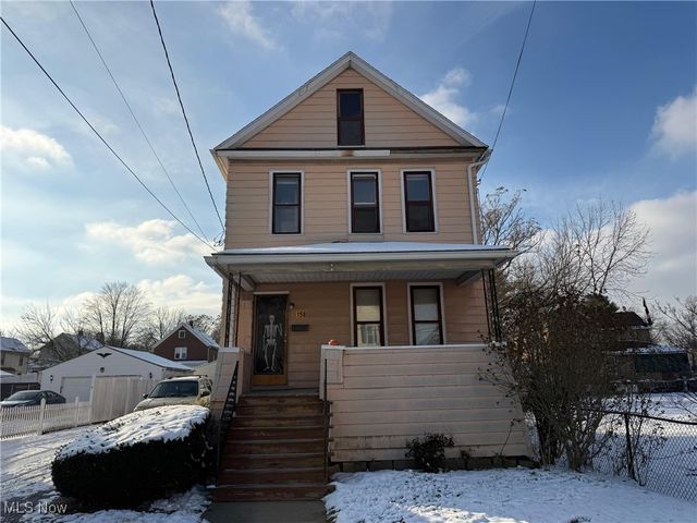 158 16th Street NW, Barberton, OH 44203