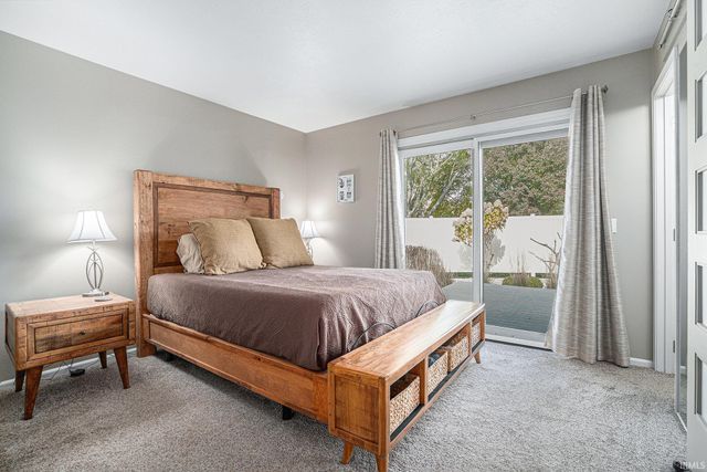 24715 Green Valley Parkway, Elkhart, IN 46517