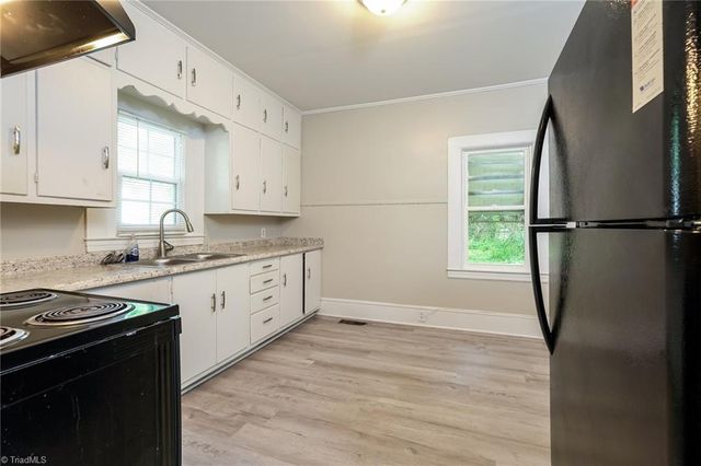 1504 Cloverdale Street, High Point, NC 27260