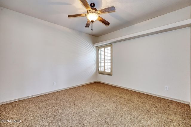 532 VIA DE LOS ARBOLES, El Paso, TX 79932