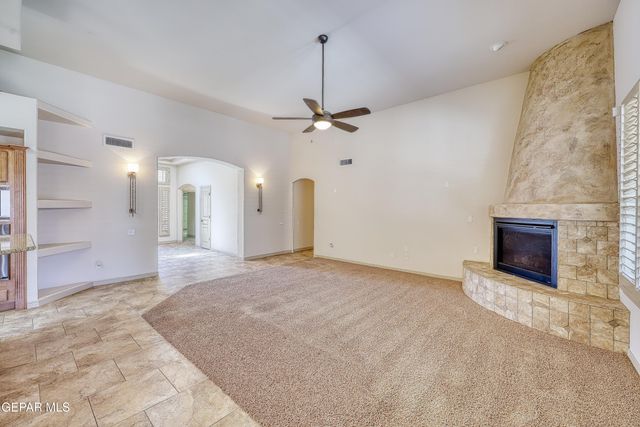 532 VIA DE LOS ARBOLES, El Paso, TX 79932