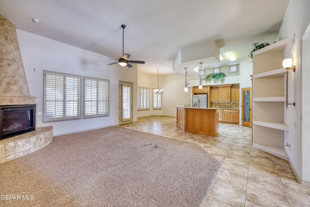 532 VIA DE LOS ARBOLES, El Paso, TX 79932