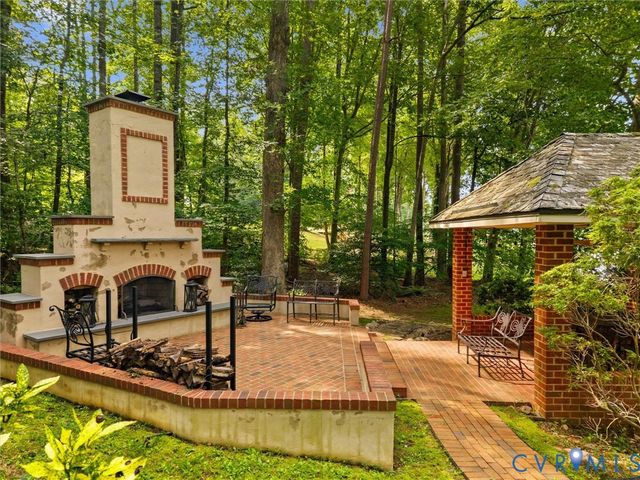 14491 Three Oaks Ter, Montpelier, VA 23192