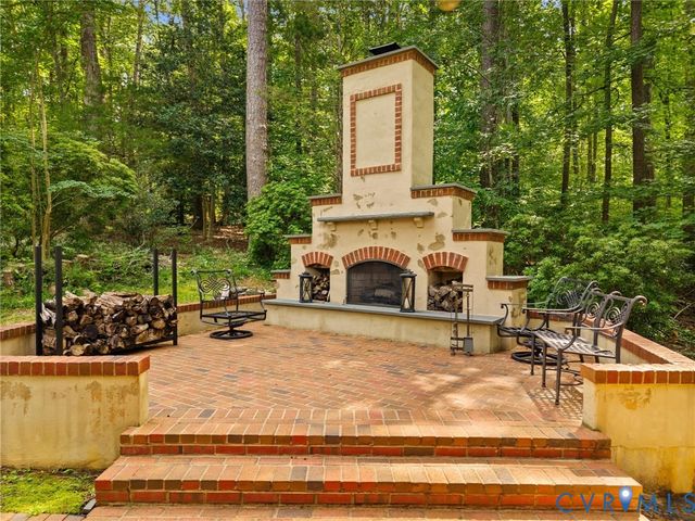 14491 Three Oaks Ter, Montpelier, VA 23192