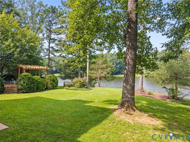 14491 Three Oaks Ter, Montpelier, VA 23192