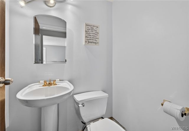 6709 Lake Shore Road, Evans, NY 14047