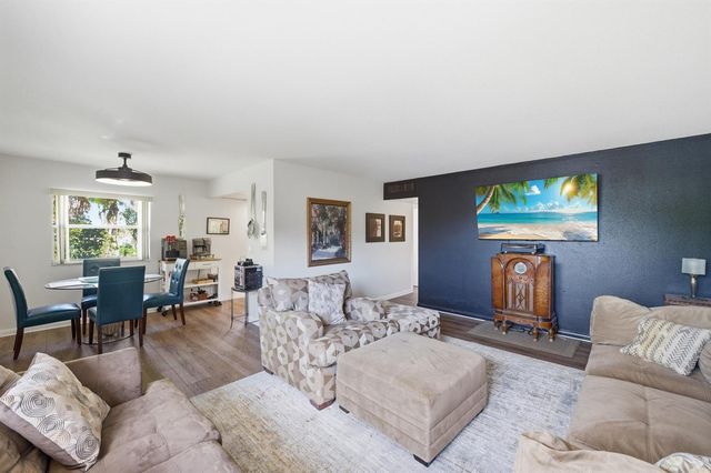 336 Brittany G, Delray Beach, FL 33446