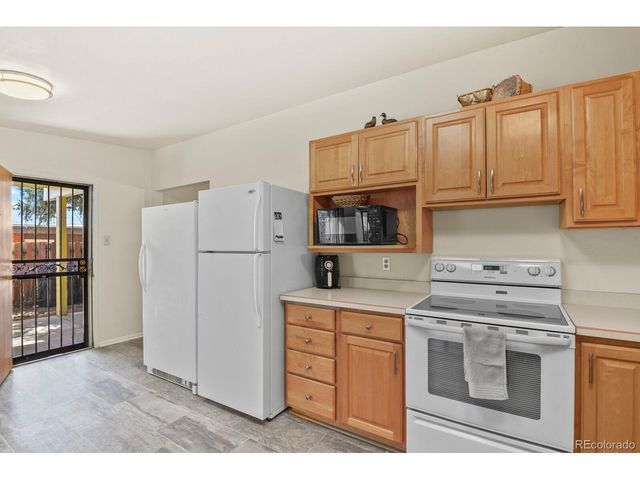 5980 Dudley Ct, Arvada, CO 80004