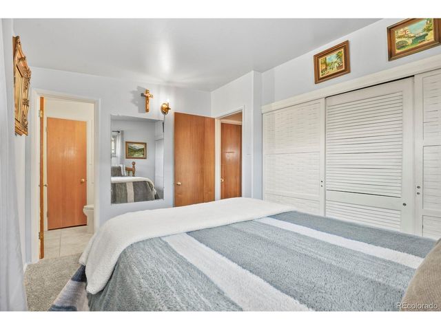 5980 Dudley Ct, Arvada, CO 80004