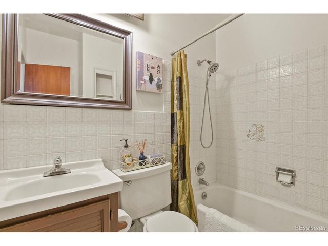 5980 Dudley Ct, Arvada, CO 80004