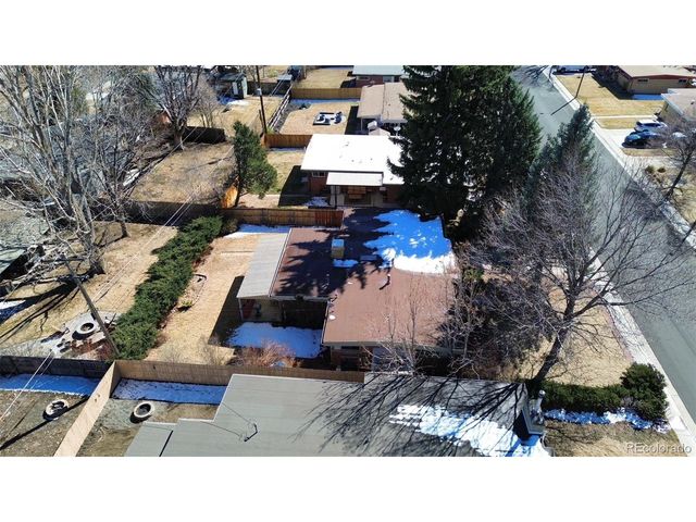 5980 Dudley Ct, Arvada, CO 80004