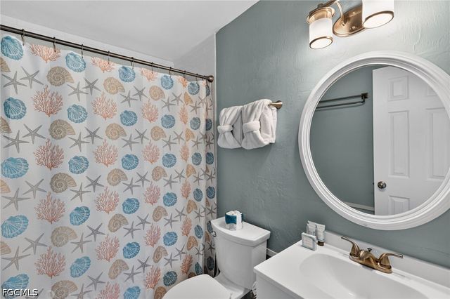 12179 Boat Shell DR, Matlacha Isles, FL 33991