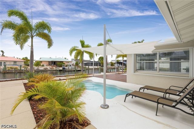12179 Boat Shell DR, Matlacha Isles, FL 33991