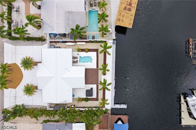 12179 Boat Shell DR, Matlacha Isles, FL 33991