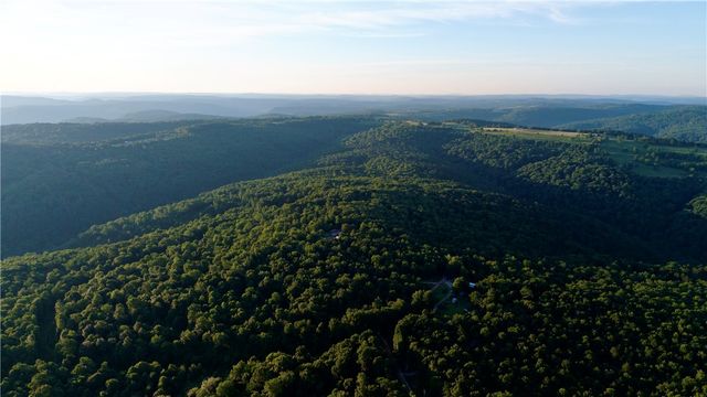 HC 31 Box 120 F, Jasper, AR 72641