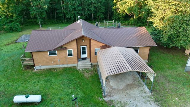 HC 31 Box 120 F, Jasper, AR 72641