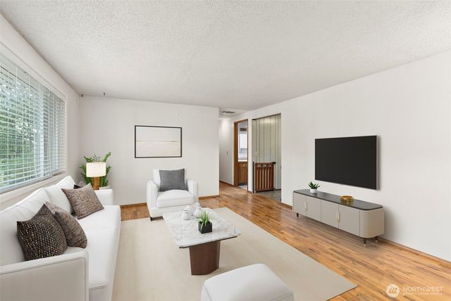 1923 26th Ave NW, Olympia, WA 98502