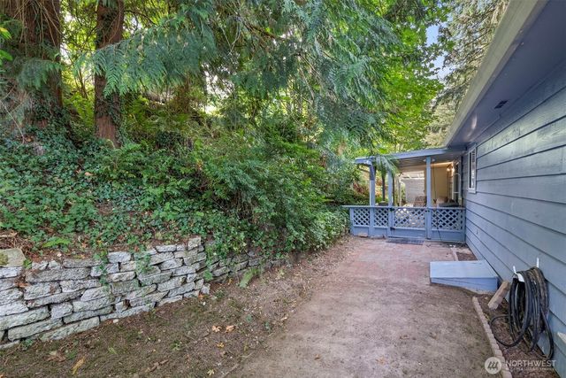 1923 26th Ave NW, Olympia, WA 98502