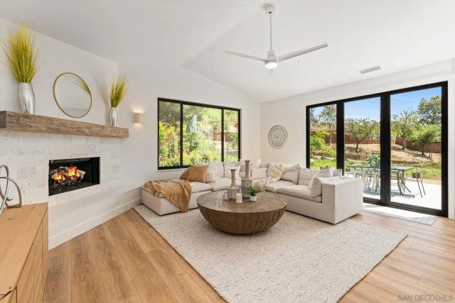 2511 San Clemente Ave, Vista, CA 92084