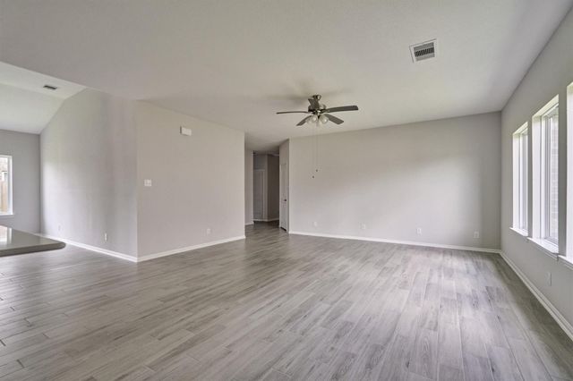 20930 New Proper Drive, New Caney, TX 77357