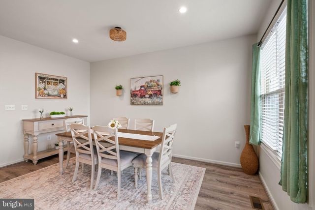 15981 MARSH PL, Haymarket, VA 20169