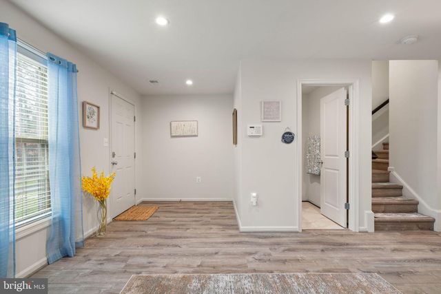 15981 MARSH PL, Haymarket, VA 20169