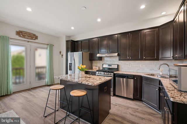 15981 MARSH PL, Haymarket, VA 20169