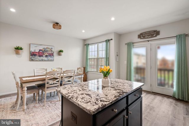 15981 MARSH PL, Haymarket, VA 20169