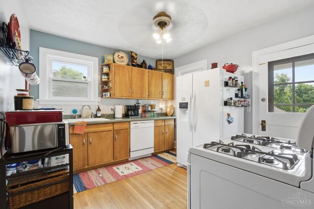 6249 Benneville Street, Cincinnati, OH 45230