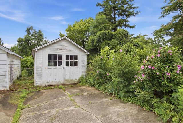 6249 Benneville Street, Cincinnati, OH 45230