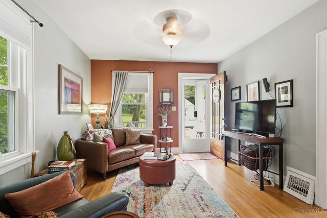 6249 Benneville Street, Cincinnati, OH 45230