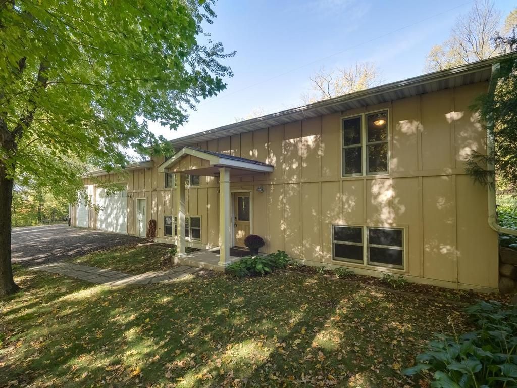 7080 Highway 12 U, Independence, MN 55359 — exterior