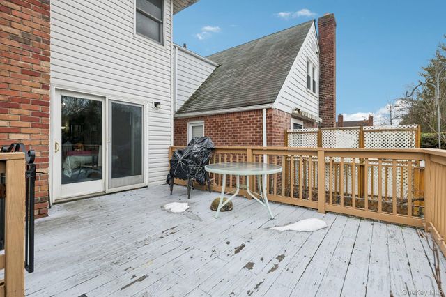 174 Bellmore Street, Floral Park, NY 11001