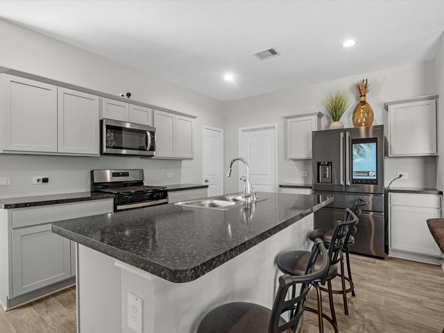 5455 Pinetree Crescent Lane, Spring, TX 77373