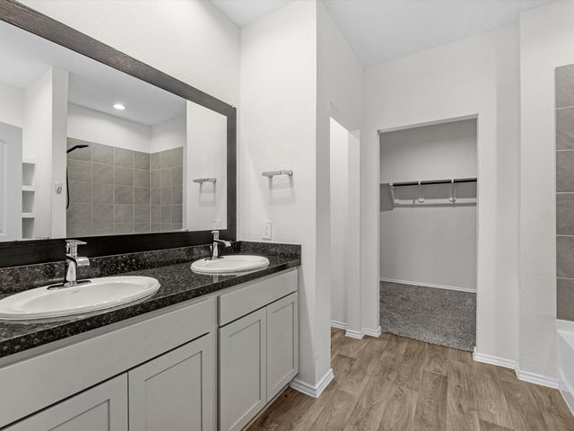 5455 Pinetree Crescent Lane, Spring, TX 77373
