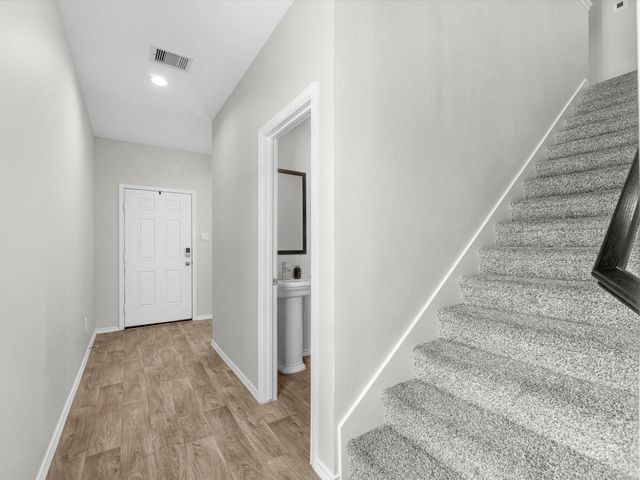 5455 Pinetree Crescent Lane, Spring, TX 77373